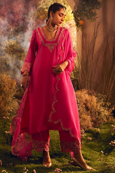 Hot pink zari embroidered kurta set