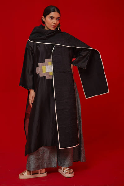 Stoïque Black and green bead appliqué tunic STOÏMAY26D144698