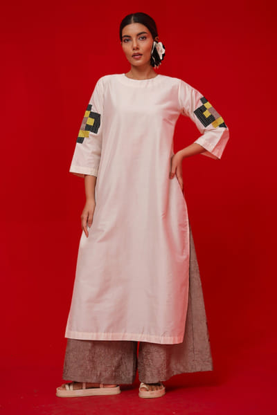 Stoïque Ivory and black floral appliqué tunic STOÏMAY26D144719