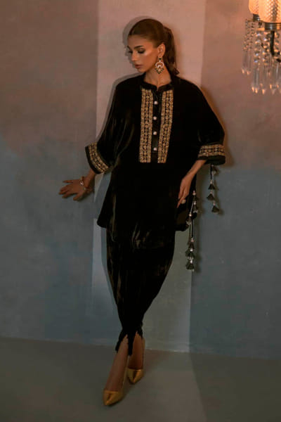Khushboo & Pankaj Olive green thread embroidered kurta set KHUSAPR26D142872