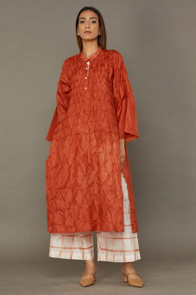Red hand-dyed textured mulberry silk kurta set