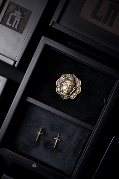 Buddha brooch and collar tips gift set