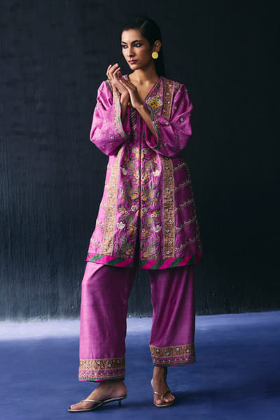 Bo tree Pink embroidered kurta set BOTRJUL26D149070
