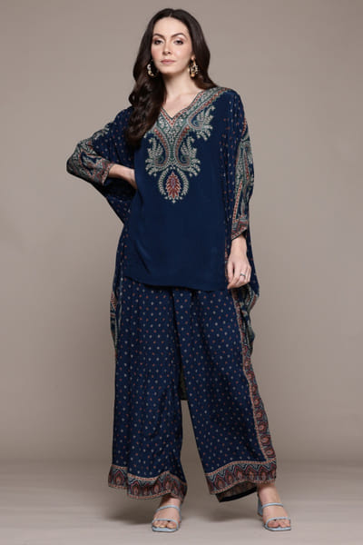 Ritu Kumar Black printed high-low kurta set RITAPR25D125172