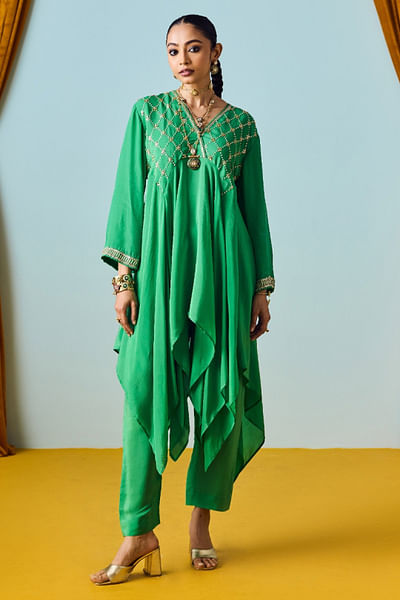 Green embroidered asymmetric kurta set