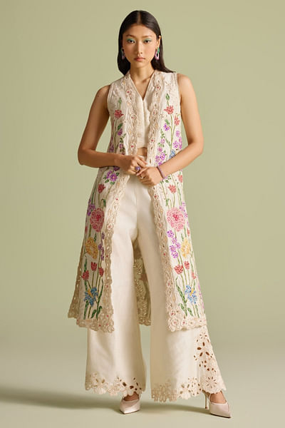 Ivory pleated top