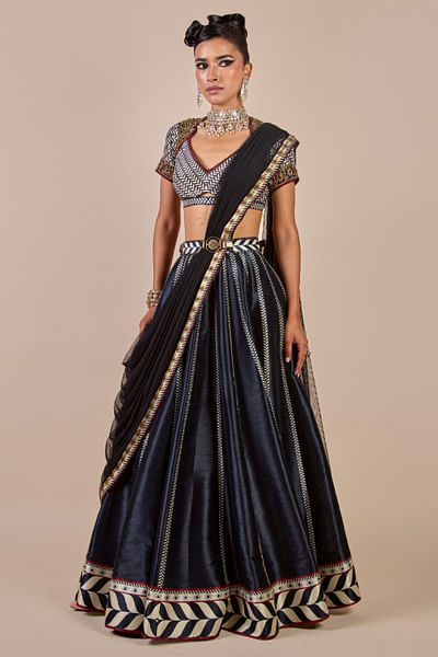 Black embroidered stole