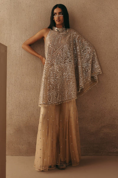 Natural mirror embroidered top