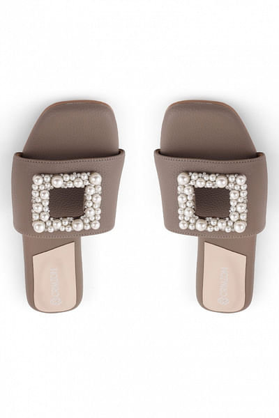 Mauve pearl embellished flats