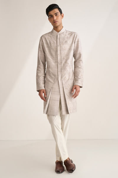London fog embroidered and panelled kurta set