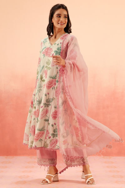 Pink floral printed kurta set