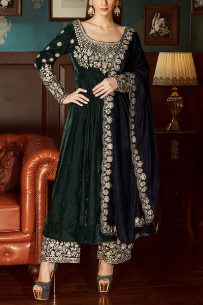 Bottle green embroidered kurta set