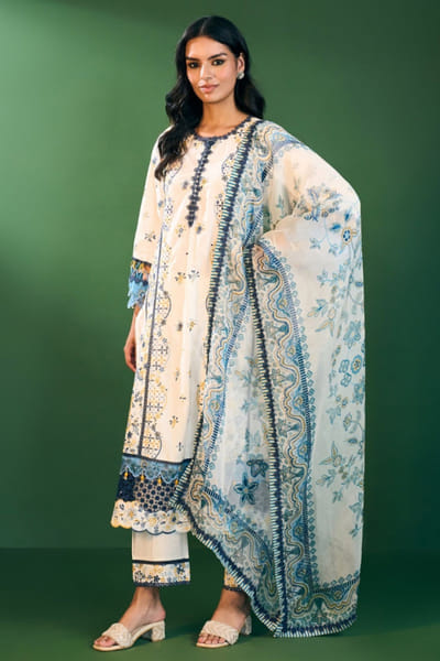 Off white thread embroidered kurta set