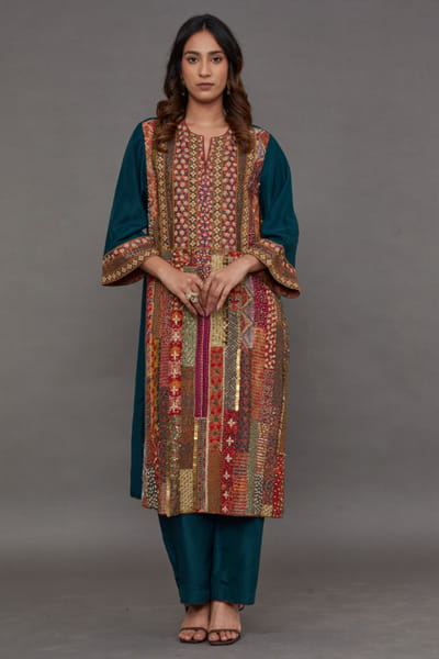 Debyani Multicoloured embroidered kurta set DEBJAN26D136051