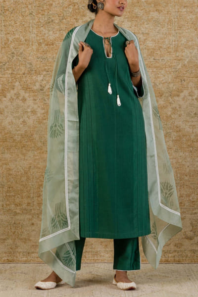 Devnaagri Emerald green kurta set DEVMAYA678