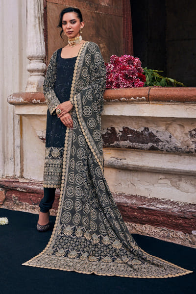 Dhaaga and Co. Black chikankari floral border kurta set DHAAJUN26D147506