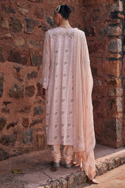 Dhaaga and Co. Peach chikankari long kurta set DHAAJUN26D147508