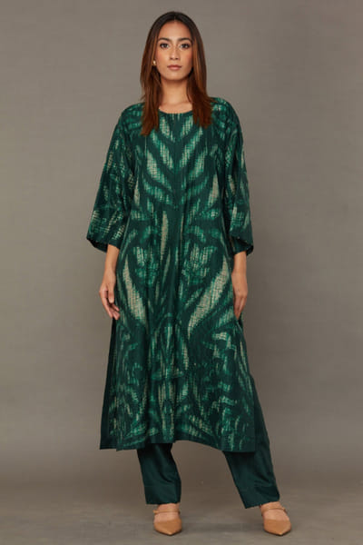 Military green shibori dyed kurta and pant set