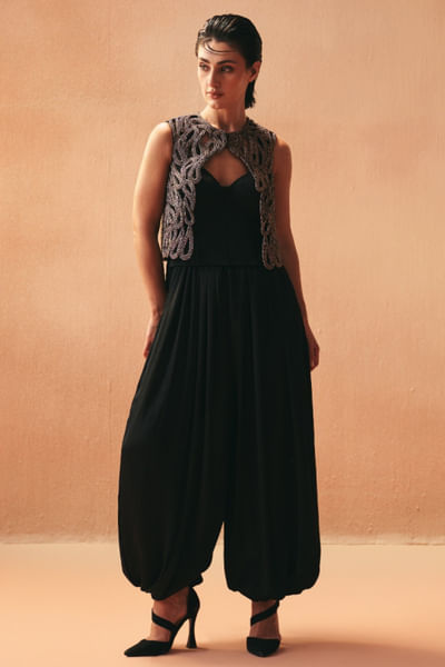 Black embroidered jacket set