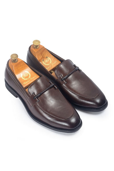 Brown knot buckle slip ons