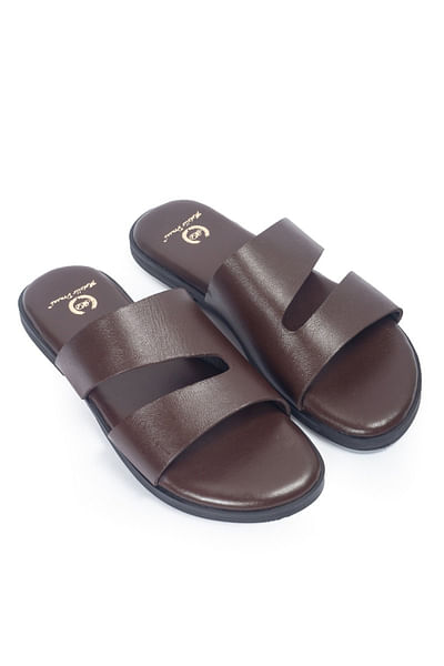 Brown handcrafted leather slippers