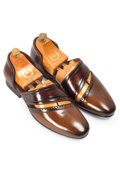 Tan brown handcrafted leather slip-ons