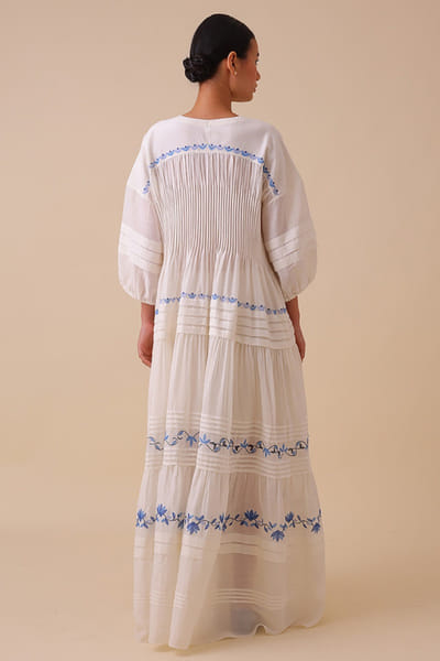 SWGT Ivory motif embroidered pintuck dress SWGTAPR26D143260