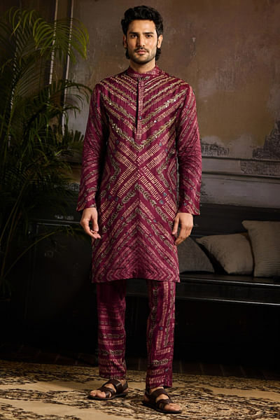 Maroon chevron printed kurta set