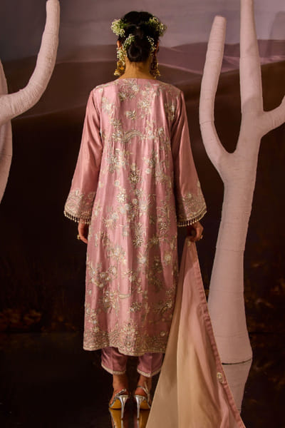 DAR-E-AAB Pearl pink embroidered kurta set DAR-MAY26D145292