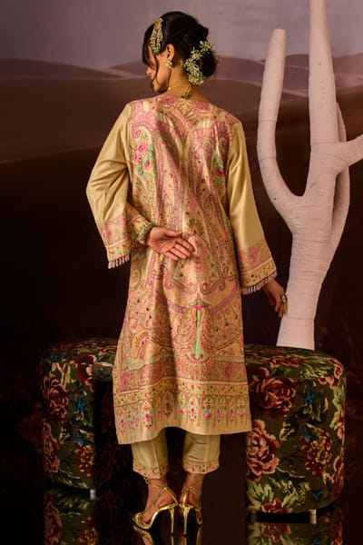 DAR-E-AAB Ivory embroidered kalamkari kurta set DAR-MAY26D145293