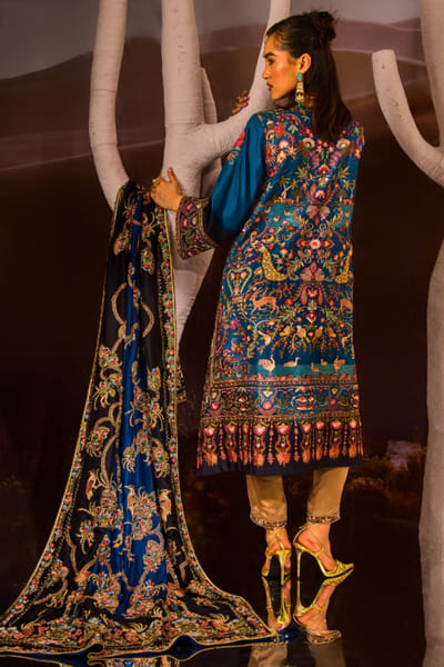 DAR-E-AAB Sapphire blue embroidered kurta set DAR-MAY26D145295