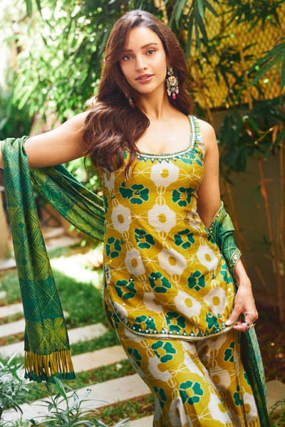 Drishti & Zahabia Green print embroidered tunic set DRISMAY26D144738