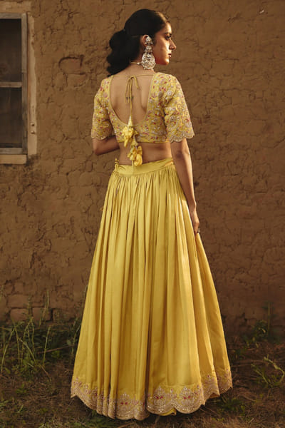 Rashika Mittal Yellow floral embroidered lehenga set RASHJUN26D146601