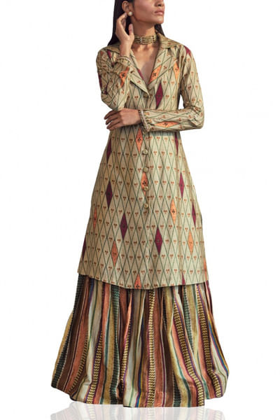 Printed trench kurta and skirt