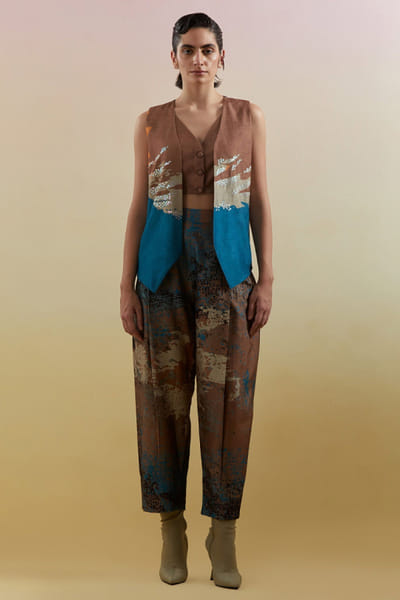 Clos Brown and blue abstract embroidered jacket set CLOSJUL26D249568