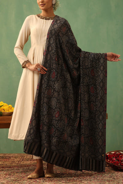 Black paisley kani cashmere wool shawl