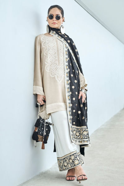 Taupe thread embroidered short kurta set
