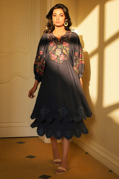 Misha Lakhani Grey-black floral embroidered linen dress MISHMAY26D343969