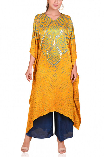 Yellow embellished bandhani kaftan