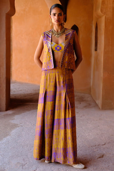 Drishti & Zahabia Yellow print embroidered jacket co-ord set DRISMAY26D144734