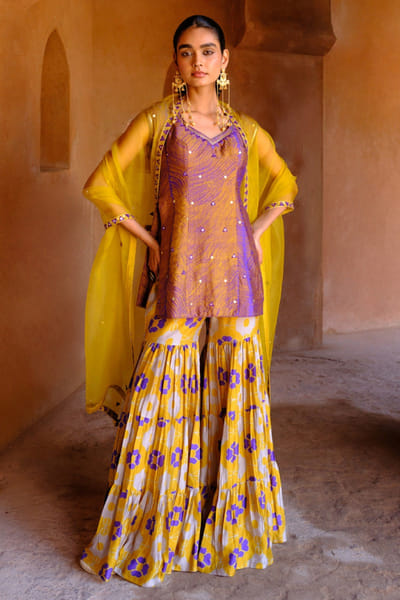 Drishti & Zahabia Yellow print embroidered sharara set DRISMAY26D144735