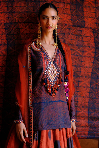 Drishti & Zahabia Rust print embroidered kurta lehenga set DRISMAY26D144740