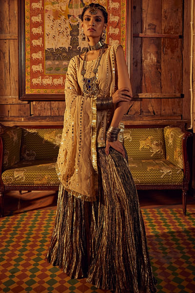 Beige mirror embellished asymmetric kaftan set