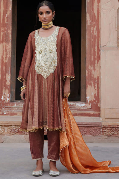 Coffee zardozi embroidered kurta set