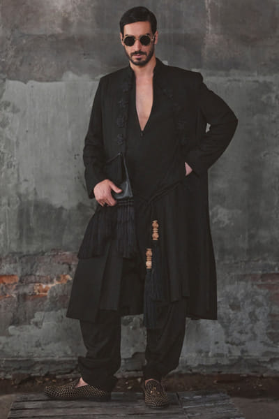 Iqbal Hussain Black front-open achkan set IQBFEB26D238208
