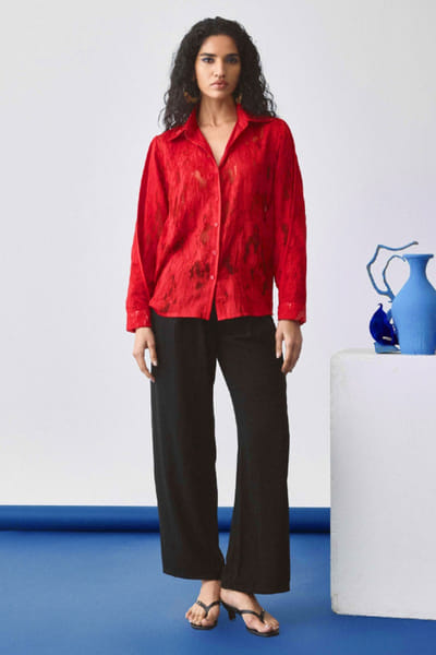 EchoStudio Red textured button-down shirt ECHOMAY26D145355