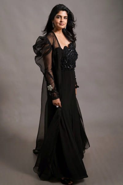 Eshaani Jayaswal Black floral cutdana bead embroidered jacket set ESHAMAY26D244022