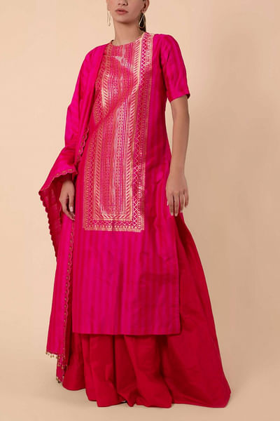 Pink handwoven silk kurta set