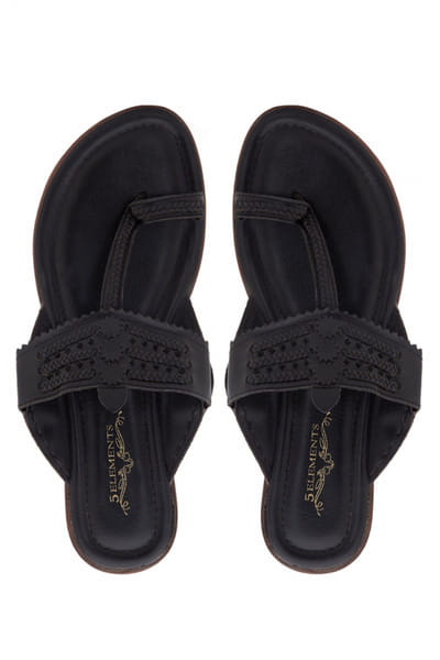 Solid black kolhapuris