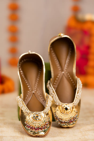 Gold bead embroidered juttis